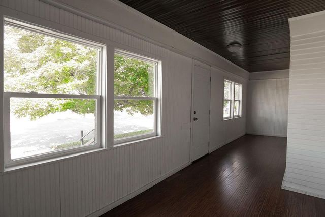 1606 Concordia Avenue, Saint Paul, MN 55104