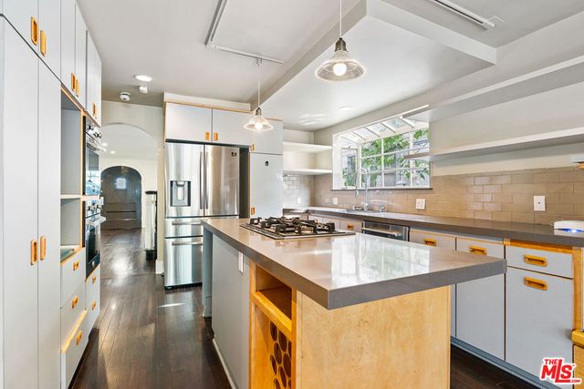 4920 Marathon Street, Los Angeles, CA 90029