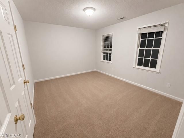2089 Pembrooke Forest Drive, Winston-salem, NC 27106