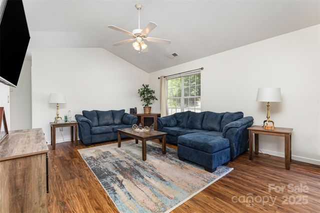 2925 Westwinds Court, Charlotte, NC 28214