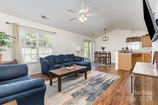 2925 Westwinds Court, Charlotte, NC 28214