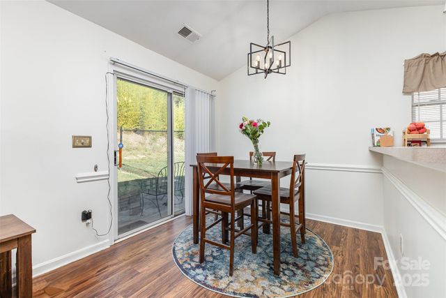 2925 Westwinds Court, Charlotte, NC 28214