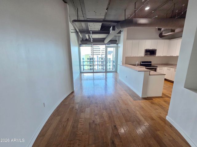 1 E LEXINGTON Avenue 701, Phoenix, AZ 85012
