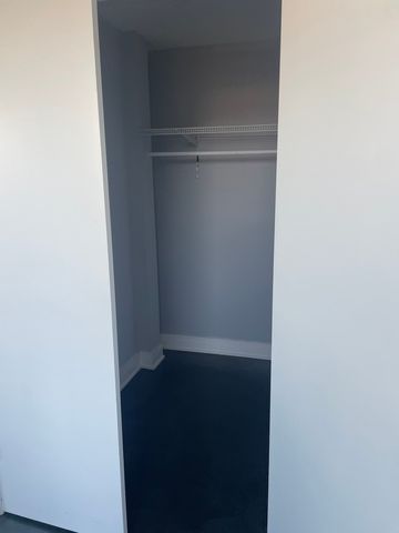 10301 S Kedzie Avenue 2, Chicago, IL 60655