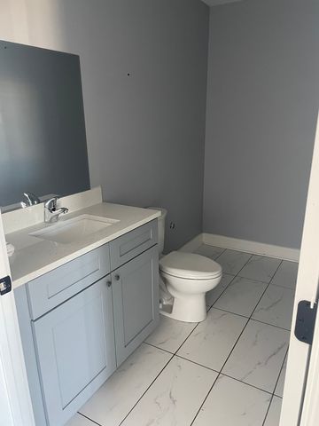 10301 S Kedzie Avenue 2, Chicago, IL 60655