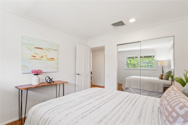 211 Kawaihae Street D1, Honolulu, HI 96825