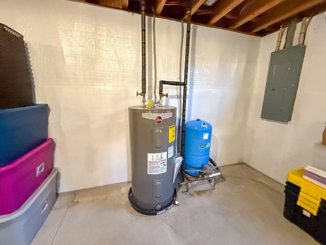 1160 Roberts Trail, St. Helen, MI 48656