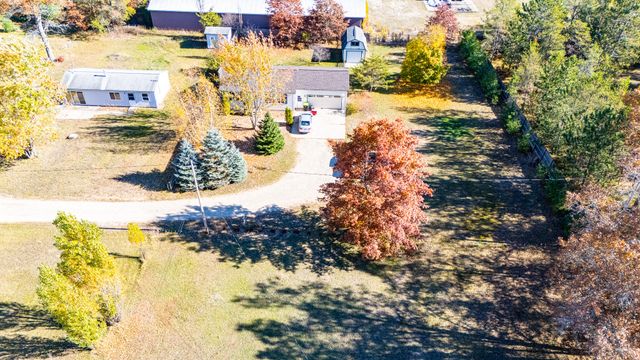 1160 Roberts Trail, St. Helen, MI 48656