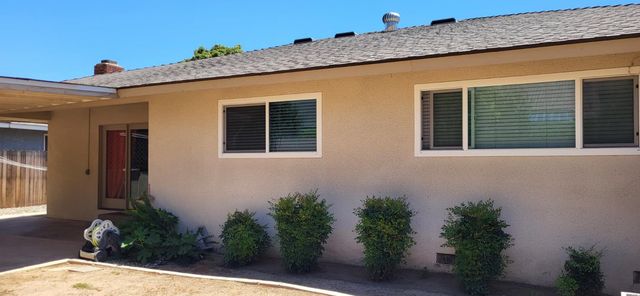 2638 E Warner, Fresno, CA 93710