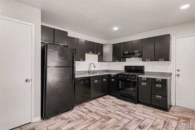 1530 Loveland Drive, Florissant, MO 63031