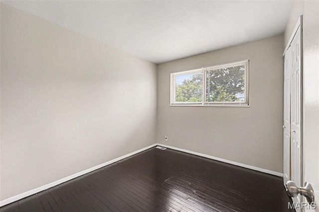 1530 Loveland Drive, Florissant, MO 63031