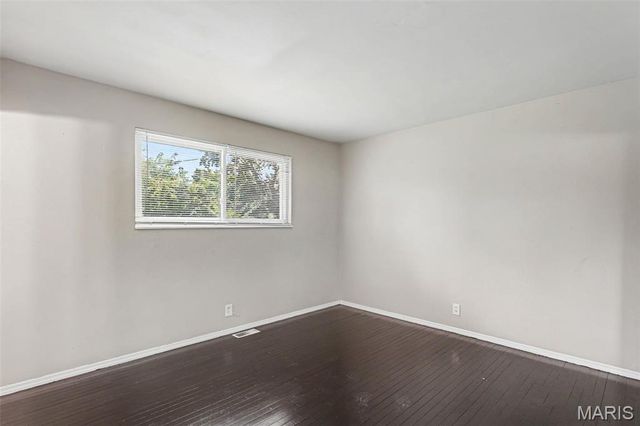 1530 Loveland Drive, Florissant, MO 63031