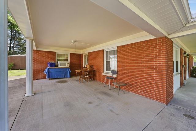 115 Park Lane, Lawrenceburg, KY 40342