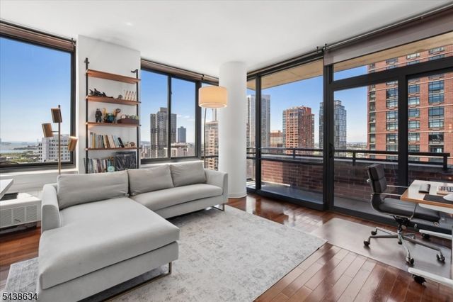 389 Washington St 23A, Jersey City, NJ 07302