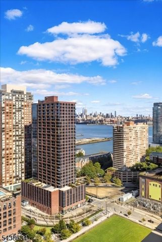 389 Washington St 23A, Jersey City, NJ 07302