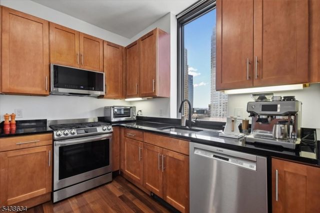 389 Washington St 23A, Jersey City, NJ 07302