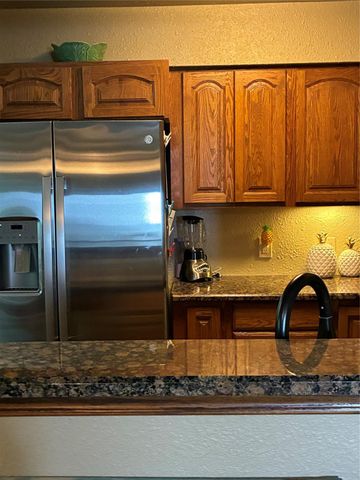 3220 69th Street K4, Galveston, TX 77551
