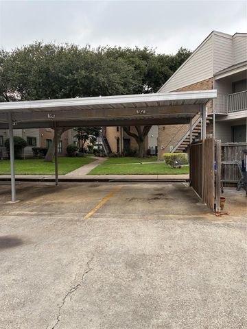 3220 69th Street K4, Galveston, TX 77551