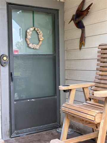 3220 69th Street K4, Galveston, TX 77551