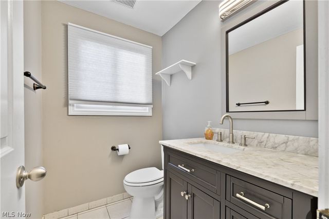 16993 Walnut Creek Drive, Strongsville, OH 44149