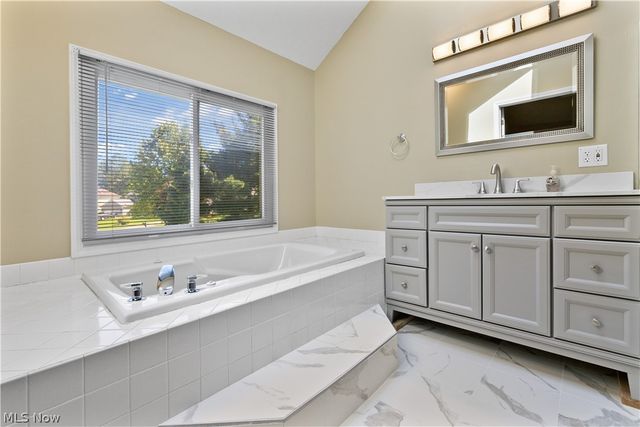 16993 Walnut Creek Drive, Strongsville, OH 44149