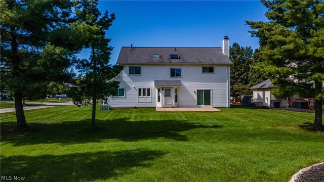 16993 Walnut Creek Drive, Strongsville, OH 44149