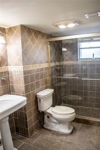3090 Holiday Springs Boulevard 305, Margate, FL 33063