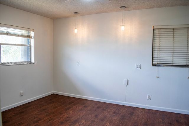 3090 Holiday Springs Boulevard 305, Margate, FL 33063