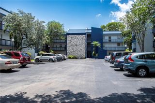 3090 Holiday Springs Boulevard 305, Margate, FL 33063