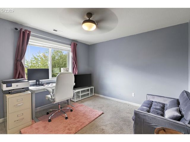 2529 N ROGER SMITH Dr, Newberg, OR 97132