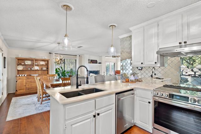 310 Sherry Trail, Weatherford, TX 76086