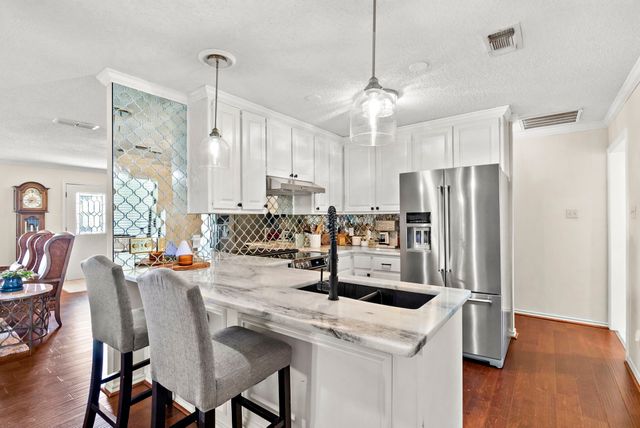 310 Sherry Trail, Weatherford, TX 76086