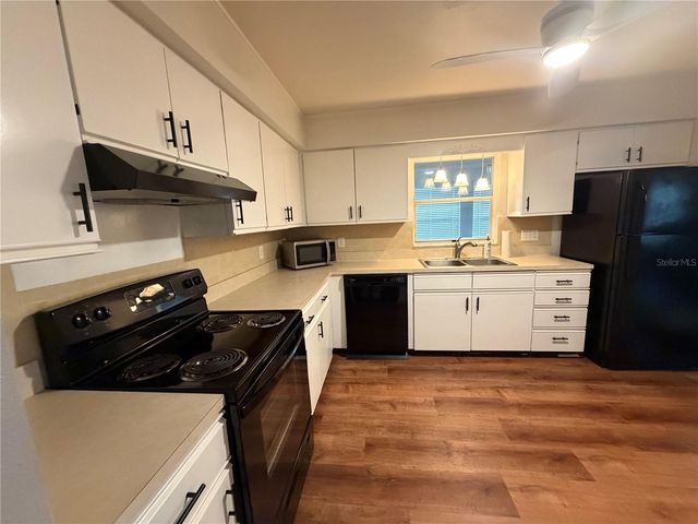 1454 GRAND CAYMAN CIRCLE, Winter Haven, FL 33884