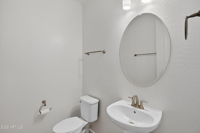 253 E Lantana Drive, Chandler, AZ 85286