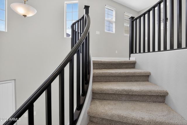 253 E Lantana Drive, Chandler, AZ 85286