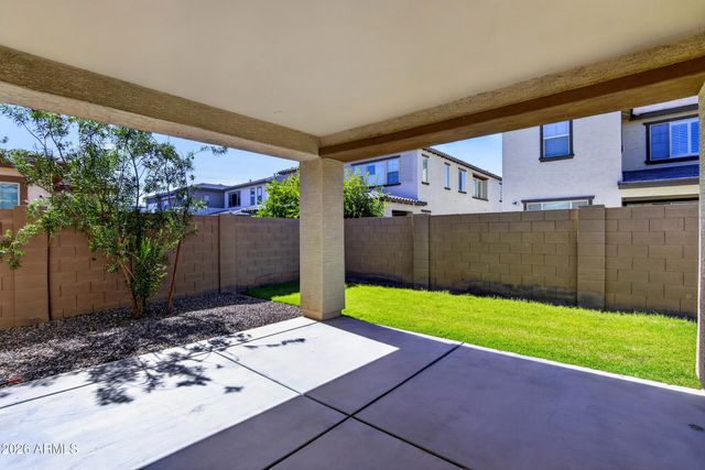 253 E Lantana Drive, Chandler, AZ 85286
