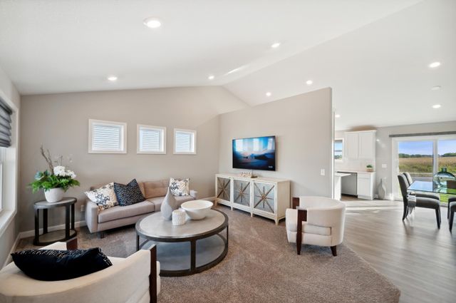 10860 Henslowe Avenue S, Cottage Grove, MN 55016