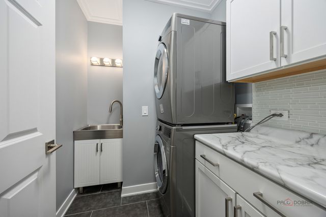 8711 W Bryn Mawr Avenue 609, Chicago, IL 60631