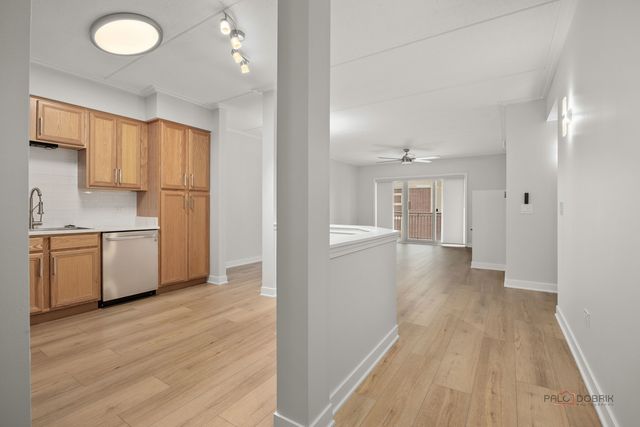 8711 W Bryn Mawr Avenue 609, Chicago, IL 60631