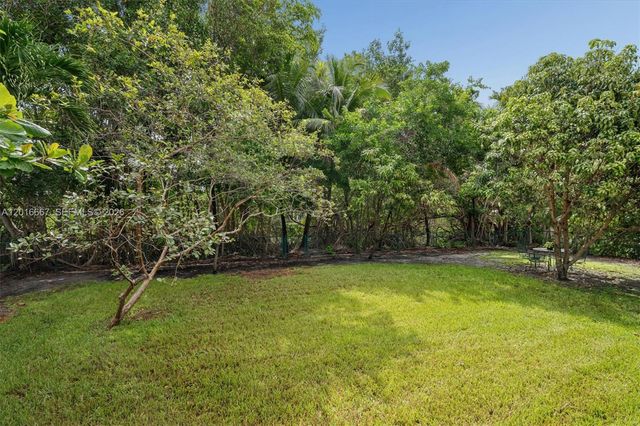 20021 NE 25th Avenue, Miami, FL 33180
