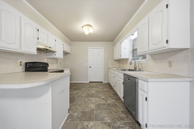 7514 S Saint Louis Avenue, Tulsa, OK 74136