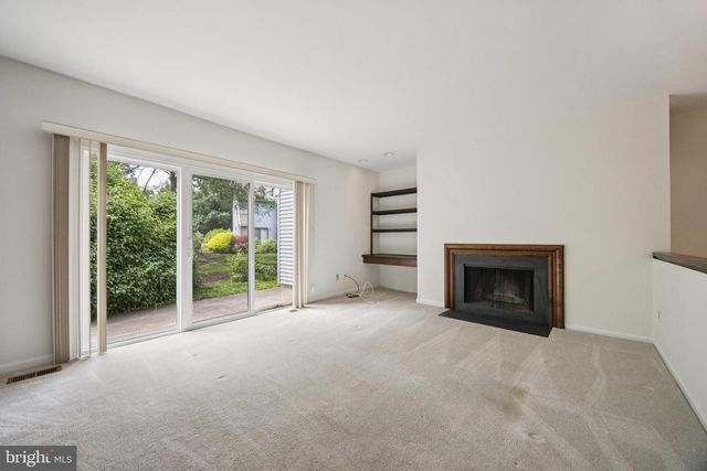 838 KINGS CROFT, Cherry Hill, NJ 08034