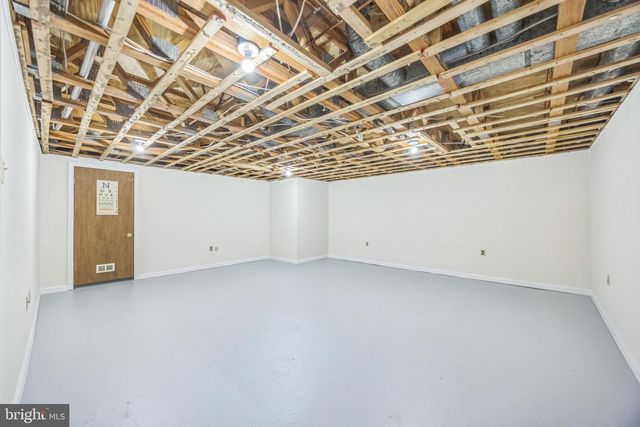 838 KINGS CROFT, Cherry Hill, NJ 08034