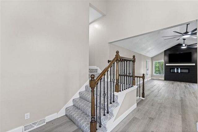 12223 Hills Road, Kearney, MO 64060