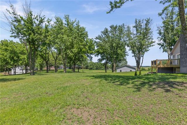 12223 Hills Road, Kearney, MO 64060