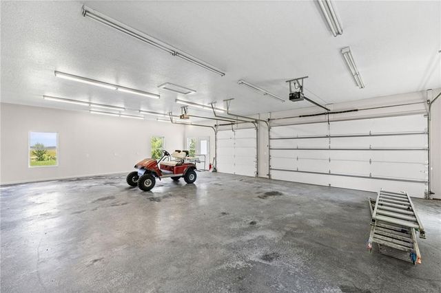 12223 Hills Road, Kearney, MO 64060