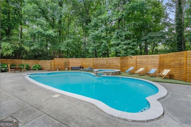 224 Lake Ruby Drive, Suwanee, GA 30024