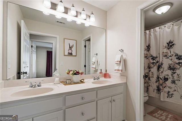 224 Lake Ruby Drive, Suwanee, GA 30024