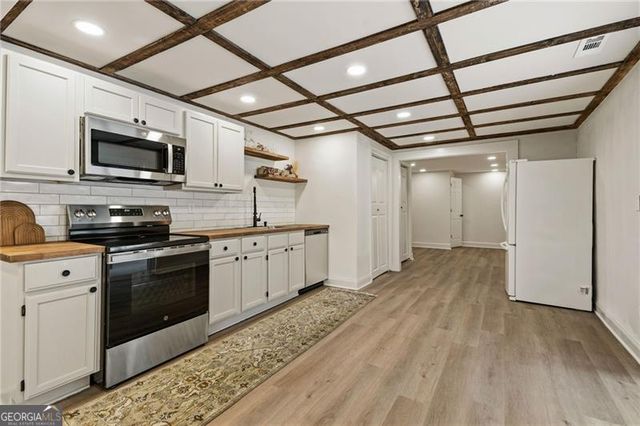 224 Lake Ruby Drive, Suwanee, GA 30024
