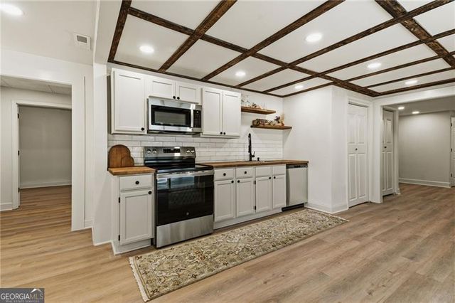 224 Lake Ruby Drive, Suwanee, GA 30024